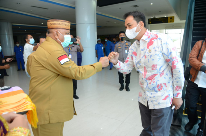 Datangi Gorontalo Wakil Ketua DPR RI Azis Syamsuddin Kunjungi Beberapa Destinasi Wisata