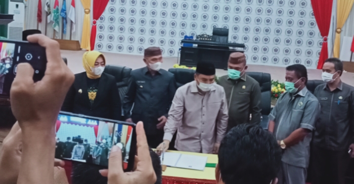 Rancangan Awal RPJMD 2021-2026 Ditandatangani DPRD dan Bupati Pohuwato