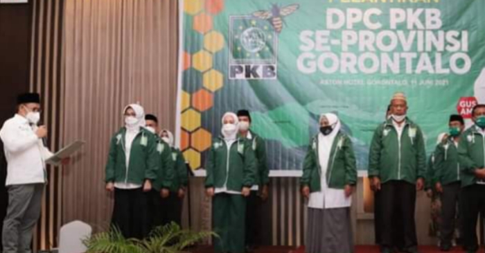 Gus Ami Resmi Lantik DPC PKB Se Provinsi Gorontalo