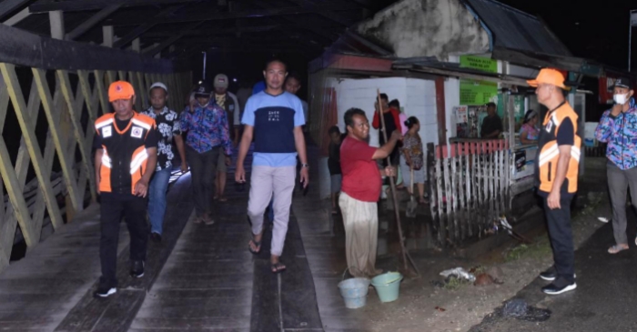 Tinjau Lokasi Banjir, Bupati Saipul Ingatkan Warga Tingkatan Kewaspadaan