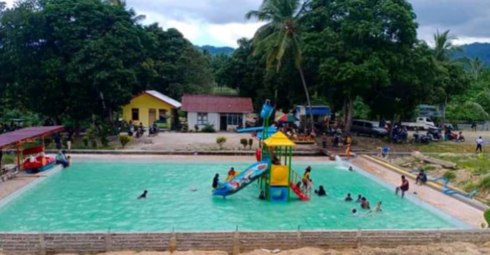Kolam Renang & Waterpak Desa Padengo Jadi Wisata Alternatif Warga Dengilo