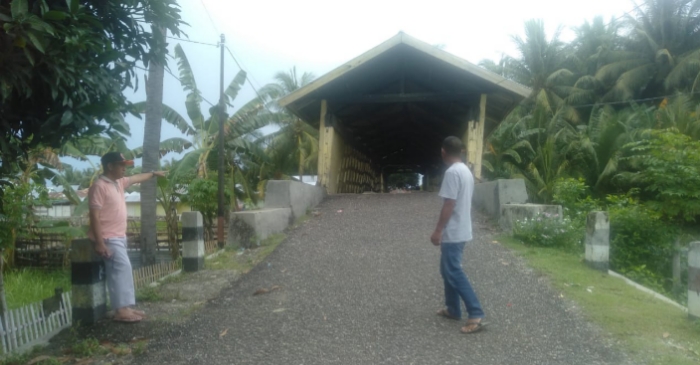 Jembatan Penghubung Kelurahan Pentadu dan Desa Bumbulan Terancam Roboh