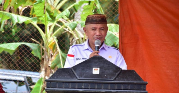 Bupati Pohuwato Secara Simbolis Serahkan Bantuan Pemberdayaan di Desa Karya Baru