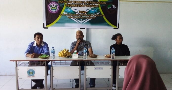 Buka Mubes Senma Fatek Unipo, Warek III Beri Pesan Berdemokrasi Dengan Baik
