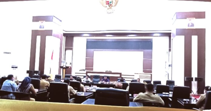 Komisi III DPRD Pohuwato Raker bersama Dinas Pendidikan, ULP dan Kesra