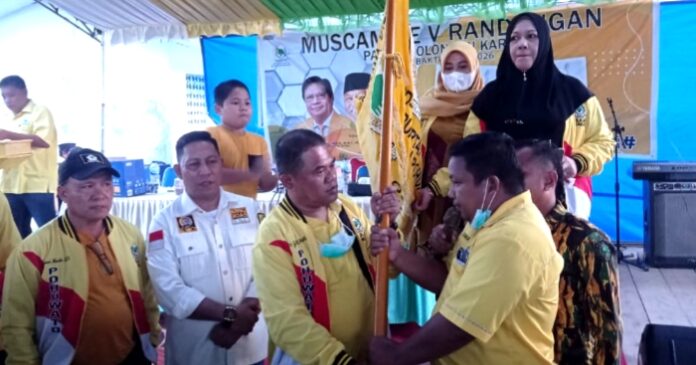 Jadi Ketua PK Golkar Randangan, Amran Siap Pertahankan Kursi di Parlemen