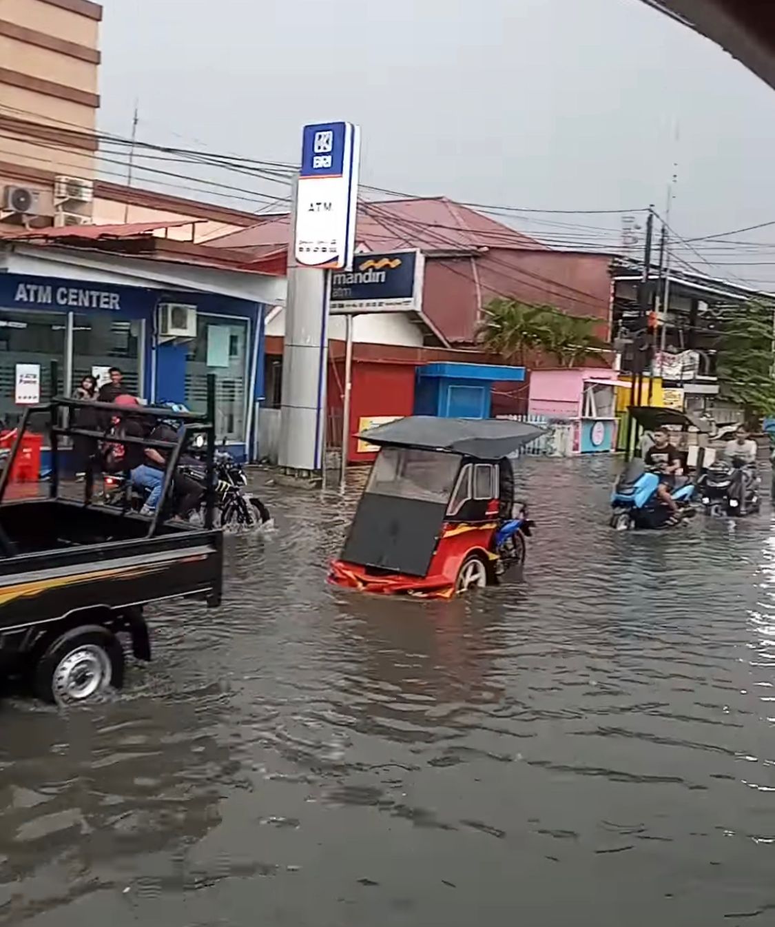 Banjir dan Genangan Tak Kunjung Selesai, Warga Sebut Kota Gorontalo “Tak Bertuan"