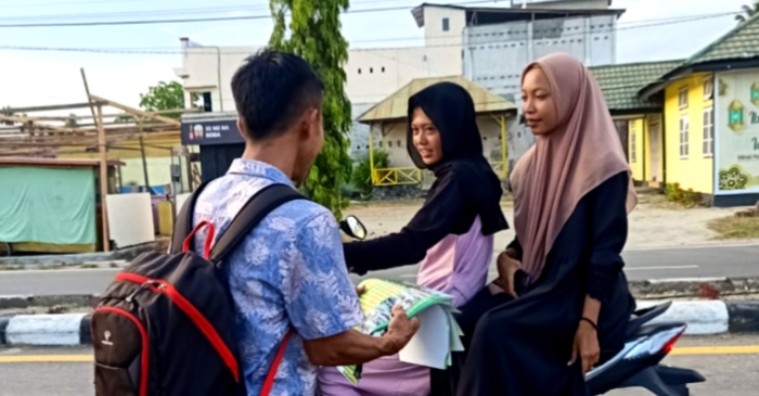 Mahasiswa Fisip Unipo Gelar Bagi Takzil dan Bukber, Ini Harapan Dekan Iskandar Ibrahim