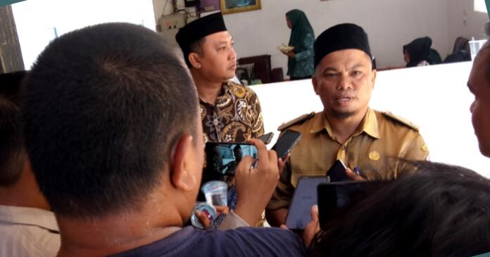 9 Anggota BPD Palopo Resmi Dilantik, Kades Agus : Mari Bergandengan Tangan Bangun Desa