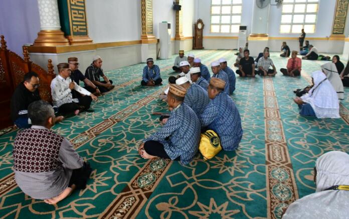 Jemaah Umrah Diberangkatkan Pani Gold Project Kembali Ke Bumi Panua dengan Selamat
