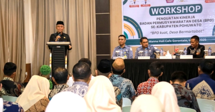 Buka Workshop BPD Se-Pohuwato, Wabup Iwan Harap Sinergi Kades dan BPD Terus Dijaga Buka Workshop BPD Se-Pohuwato, Wabup Iwan Harap Sinergi Kades dan BPD Terus Dijaga