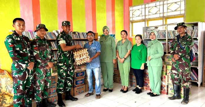 Kodim 1313/Pohuwato Bantu Korban Bencana Banjir Desa Tuweya