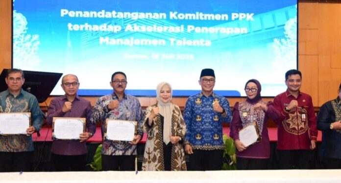Bupati Pohuwato Ikuti Penandatanganan Komitmen PPK dan Seminar Nasional Talenta