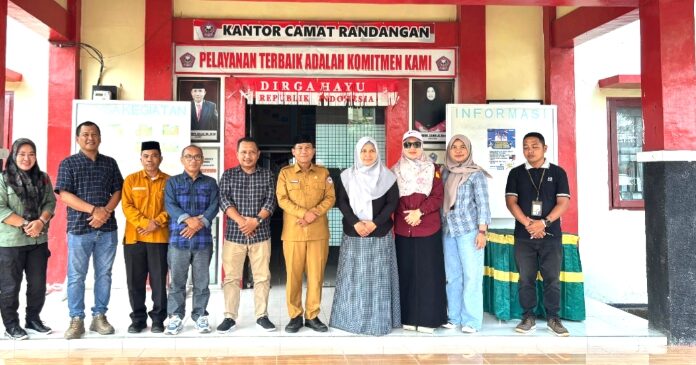 Ketua dan Anggota KPU Pohuwato Laksanakan Coktas Data Pemilih di Randangan