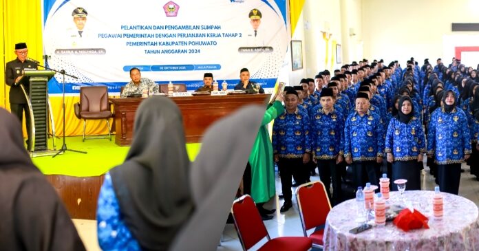 Prosesi Pelantikan 412 PPPK oleh Wakil Bupati Pohuwato, Iwan S. Adam (Foto : Istimewa)