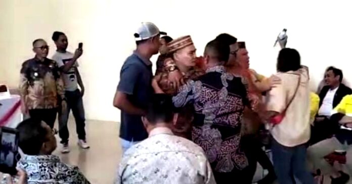 Rapat Pansus DPRD Provinsi Gorontalo Terkait Pertambangan Nyaris Baku Pukul, Ada Apa?